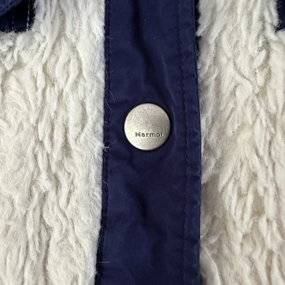 “MARMONT” White and Navy Teddy Jacket~tag says small but, more like Xtra Small. - Picture 3 of 10